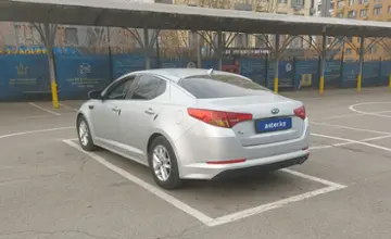 Kia K5 2010 года за 7 200 000 тг. в Алматы фото 4