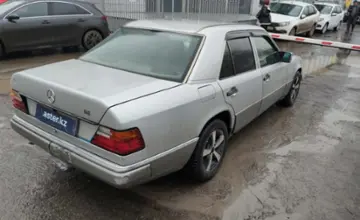 Mercedes-Benz W124 1990 года за 1 200 000 тг. в Костанай