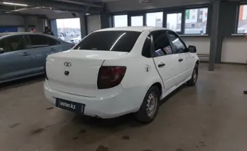 LADA (ВАЗ) Granta 2013 года за 1 600 000 тг. в Астана фото 3