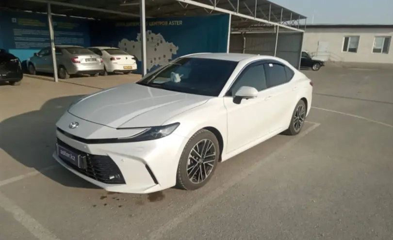 Toyota Camry 2024 года за 23 000 000 тг. в Кызылорда