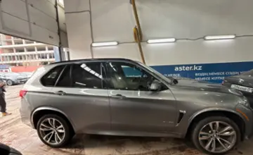 BMW X5 2016 года за 17 500 000 тг. в Астана фото 4