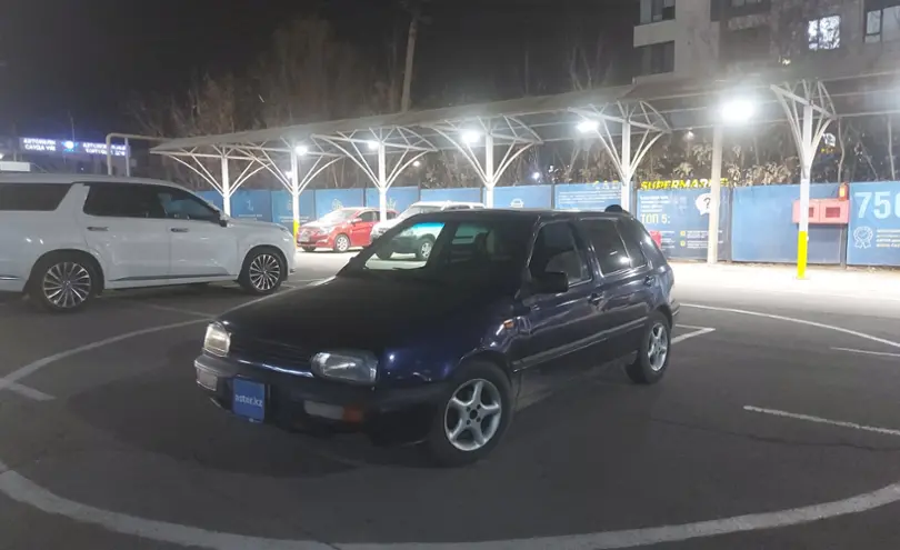 Volkswagen Golf 1993 года за 800 000 тг. в Алматы