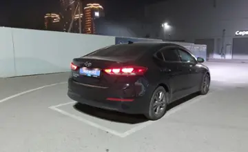 Hyundai Elantra 2017 года за 7 000 000 тг. в Шымкент фото 3