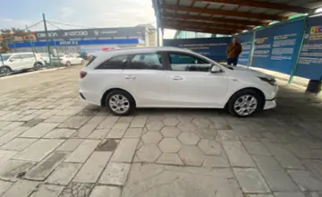 Kia Ceed SW 2022 года за 9 200 000 тг. в Талдыкорган фото 4