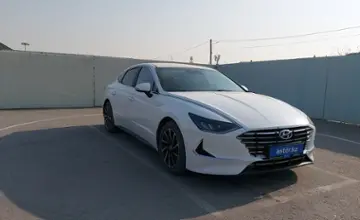 Hyundai Sonata 2020 года за 9 000 000 тг. в Шымкент фото 2