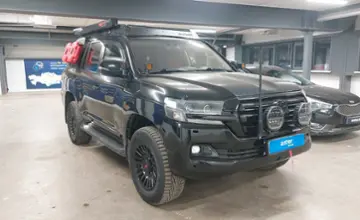 Toyota Land Cruiser 2015 года за 32 000 000 тг. в Астана фото 2