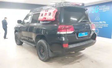 Toyota Land Cruiser 2015 года за 32 000 000 тг. в Астана фото 4