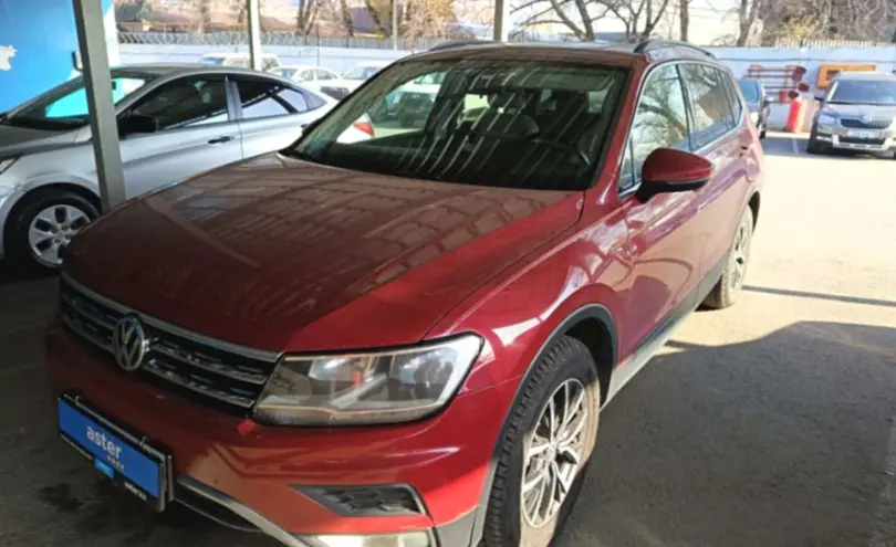 Volkswagen Tiguan 2019 года за 9 000 000 тг. в Алматы