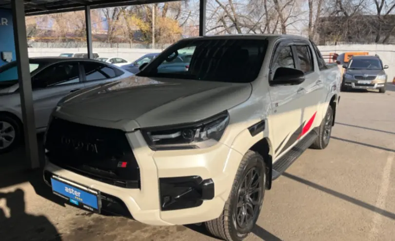 Toyota Hilux 2022 года за 28 000 000 тг. в Алматы