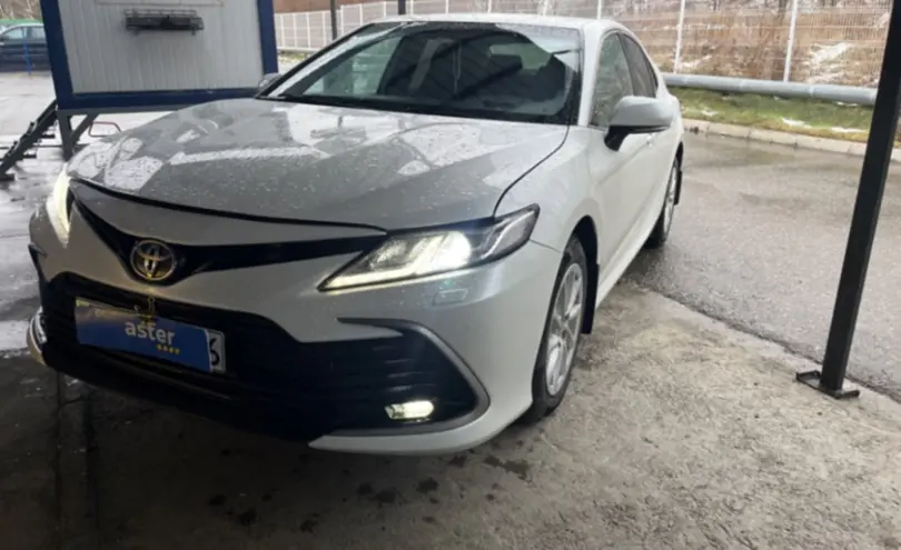 Toyota Camry 2021 года за 15 000 000 тг. в Усть-Каменогорск