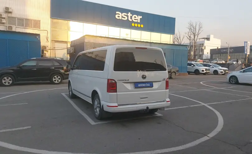 Volkswagen Caravelle 2018 года за 19 000 000 тг. в Алматы фото 4
