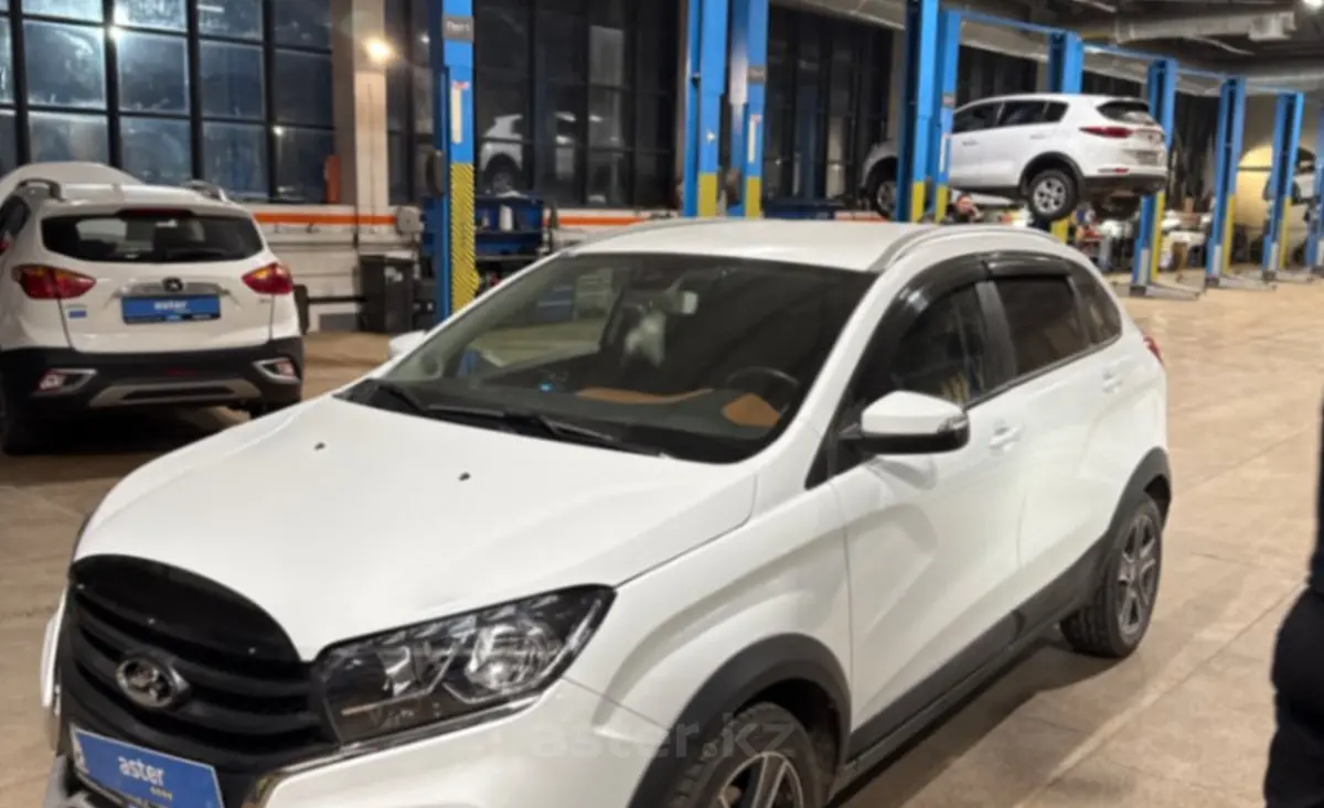 LADA (ВАЗ) XRAY Cross 2022 года за 5 300 000 тг. в Караганда