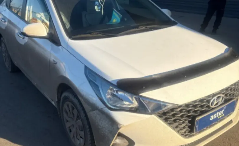 Hyundai Solaris 2022 года за 8 000 000 тг. в Петропавловск фото 3