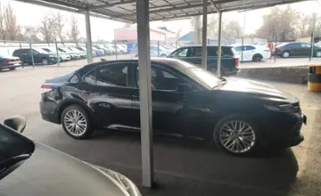 Toyota Camry 2018 года за 13 000 000 тг. в Алматы фото 4