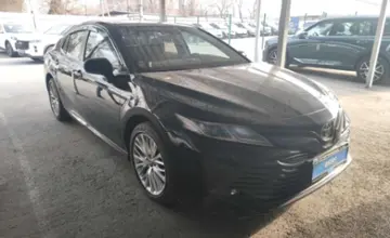 Toyota Camry 2018 года за 13 000 000 тг. в Алматы фото 3