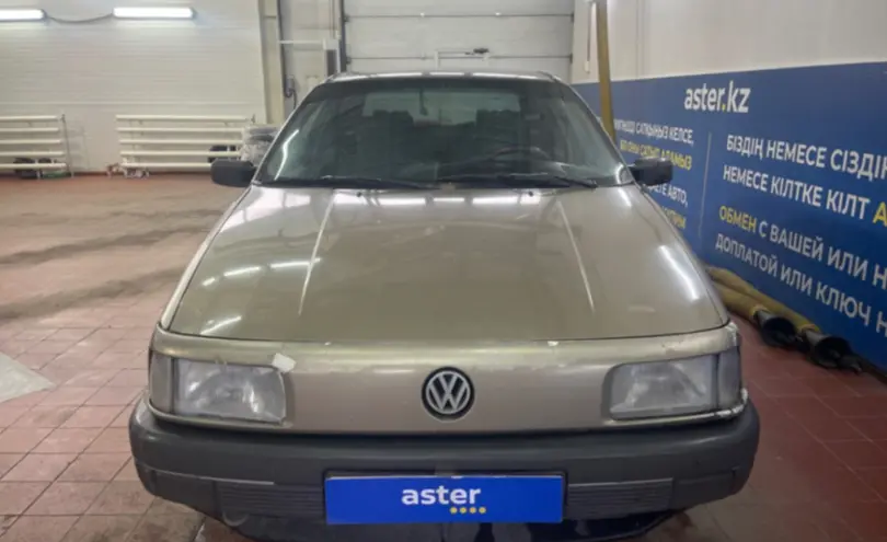 Volkswagen Passat 1988 года за 1 000 000 тг. в Астана фото 2