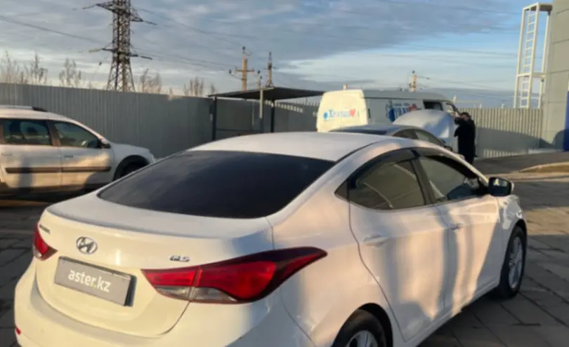 Hyundai Elantra 2014 года за 5 900 000 тг. в Уральск фото 5