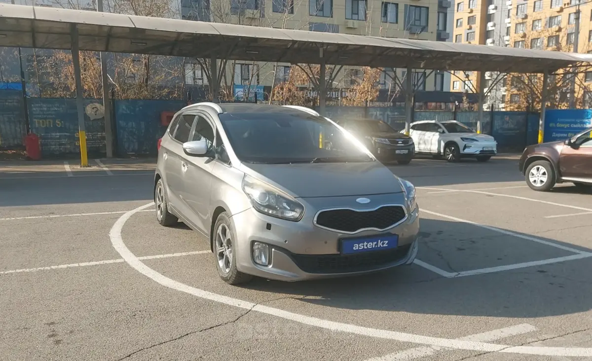 Kia Carens 2013 года за 5 300 000 тг. в Алматы