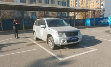 Suzuki Grand Vitara 2006 года за 5 500 000 тг. в Алматы фото 2