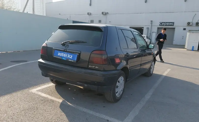 Volkswagen Golf 1993 года за 1 400 000 тг. в Шымкент фото 3