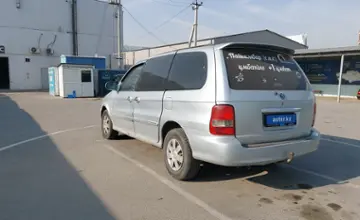 Kia Carnival 2003 года за 1 400 000 тг. в Шымкент фото 4