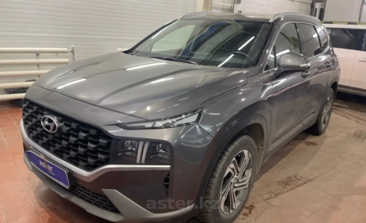Hyundai Santa Fe 2021 года за 14 400 000 тг. в Астана