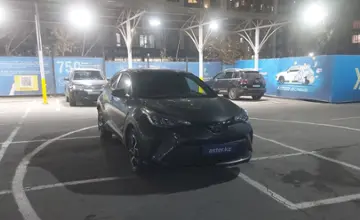 Toyota C-HR 2022 года за 12 250 000 тг. в Алматы фото 2