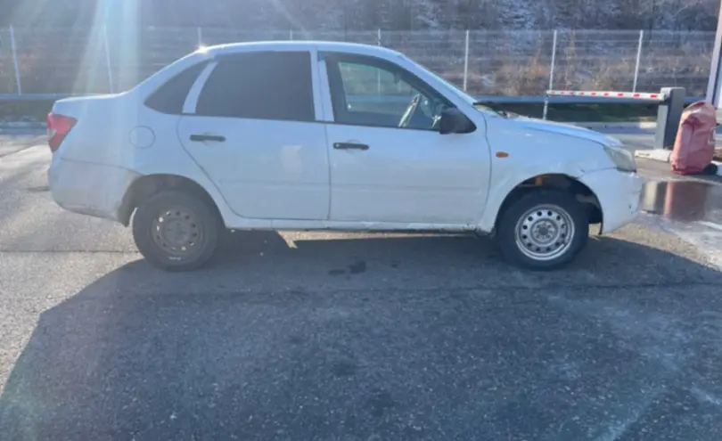 LADA (ВАЗ) Granta 2014 года за 2 000 000 тг. в Усть-Каменогорск фото 4