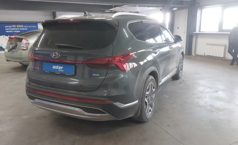Hyundai Santa Fe 2023 года за 18 000 000 тг. в Астана фото 3