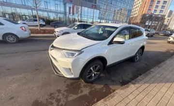 Toyota RAV4 2016 года за 11 000 000 тг. в Астана фото 1