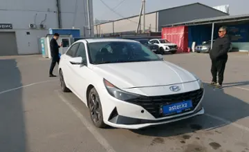 Hyundai Elantra 2021 года за 10 000 000 тг. в Шымкент фото 2
