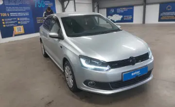 Volkswagen Polo 2014 года за 4 500 000 тг. в Астана фото 2