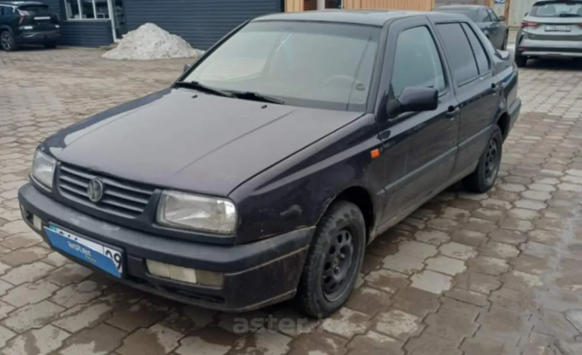 Volkswagen Vento 1994 года за 950 000 тг. в Караганда
