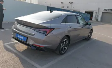 Hyundai Elantra 2022 года за 10 500 000 тг. в Шымкент фото 3