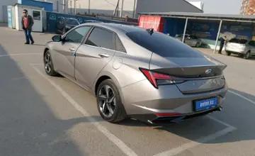 Hyundai Elantra 2022 года за 10 500 000 тг. в Шымкент фото 4