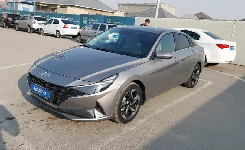 Hyundai Elantra 2022 года за 10 500 000 тг. в Шымкент