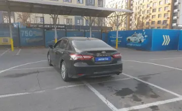 Toyota Camry 2019 года за 14 500 000 тг. в Алматы фото 4