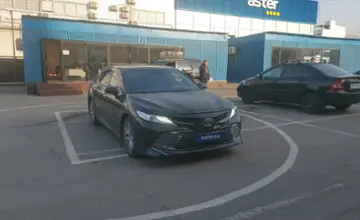 Toyota Camry 2019 года за 14 500 000 тг. в Алматы фото 2