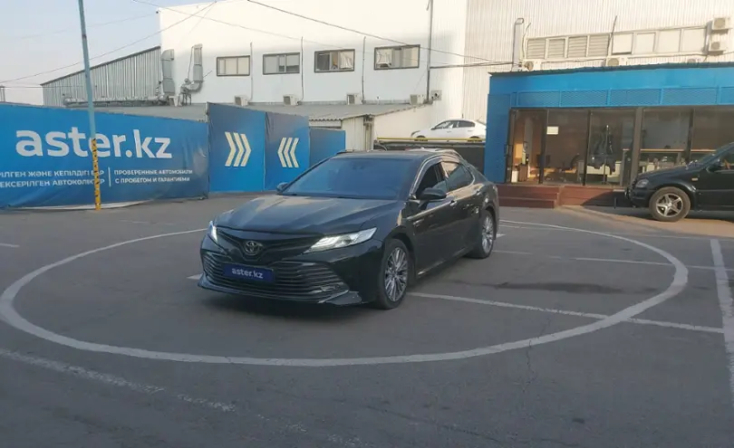 Toyota Camry 2019 года за 14 500 000 тг. в Алматы