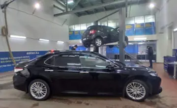 Toyota Camry 2021 года за 13 500 000 тг. в Астана фото 4