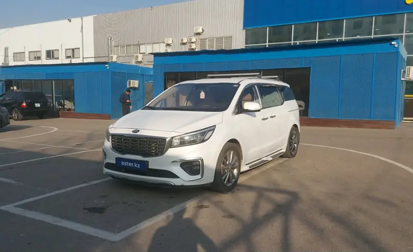 Kia Carnival 2019 года за 14 000 000 тг. в Алматы