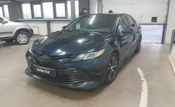 Toyota Camry 2018 года за 11 000 000 тг. в Астана фото 1