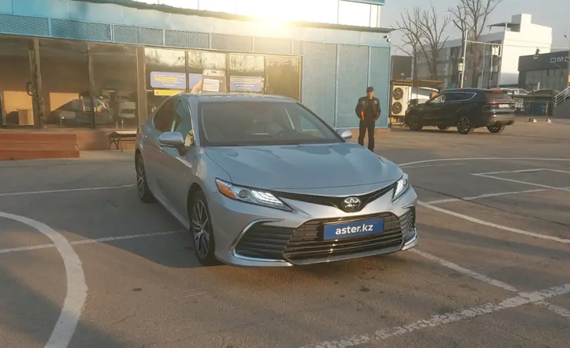 Toyota Camry 2024 года за 17 500 000 тг. в Алматы фото 2