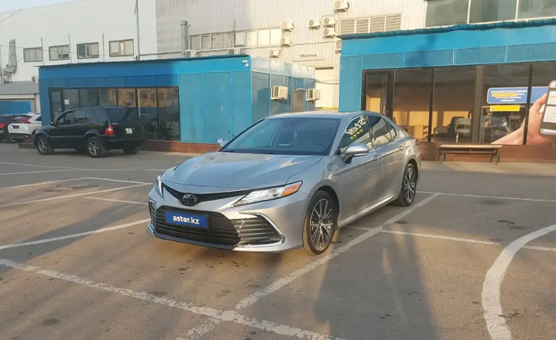 Toyota Camry 2024 года за 17 500 000 тг. в Алматы