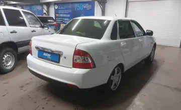 LADA (ВАЗ) Priora 2014 года за 2 400 000 тг. в Астана фото 3