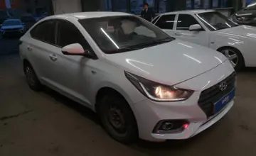 Hyundai Accent 2018 года за 6 000 000 тг. в Астана фото 2