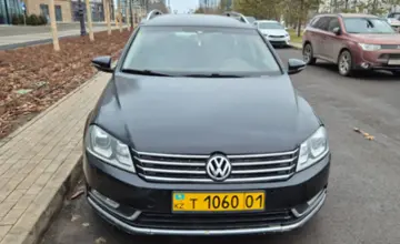 Volkswagen Passat 2011 года за 5 000 000 тг. в Астана фото 2