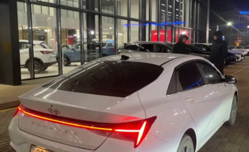 Hyundai Elantra 2022 года за 8 500 000 тг. в Астана фото 5