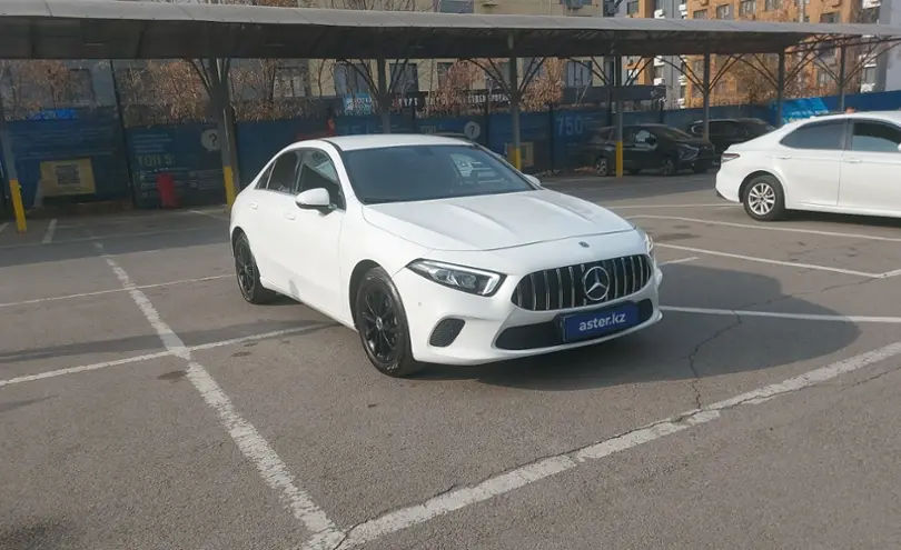 Mercedes-Benz A-Класс 2020 года за 19 000 000 тг. в Алматы фото 2
