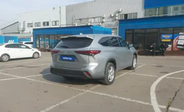 Toyota Highlander 2020 года за 22 000 000 тг. в Алматы фото 3